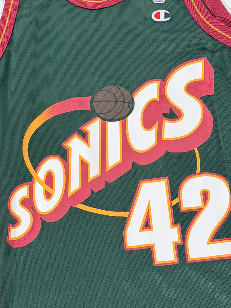 Vintage Champion Seattle SuperSonics Vin Baker Jersey Sz. L