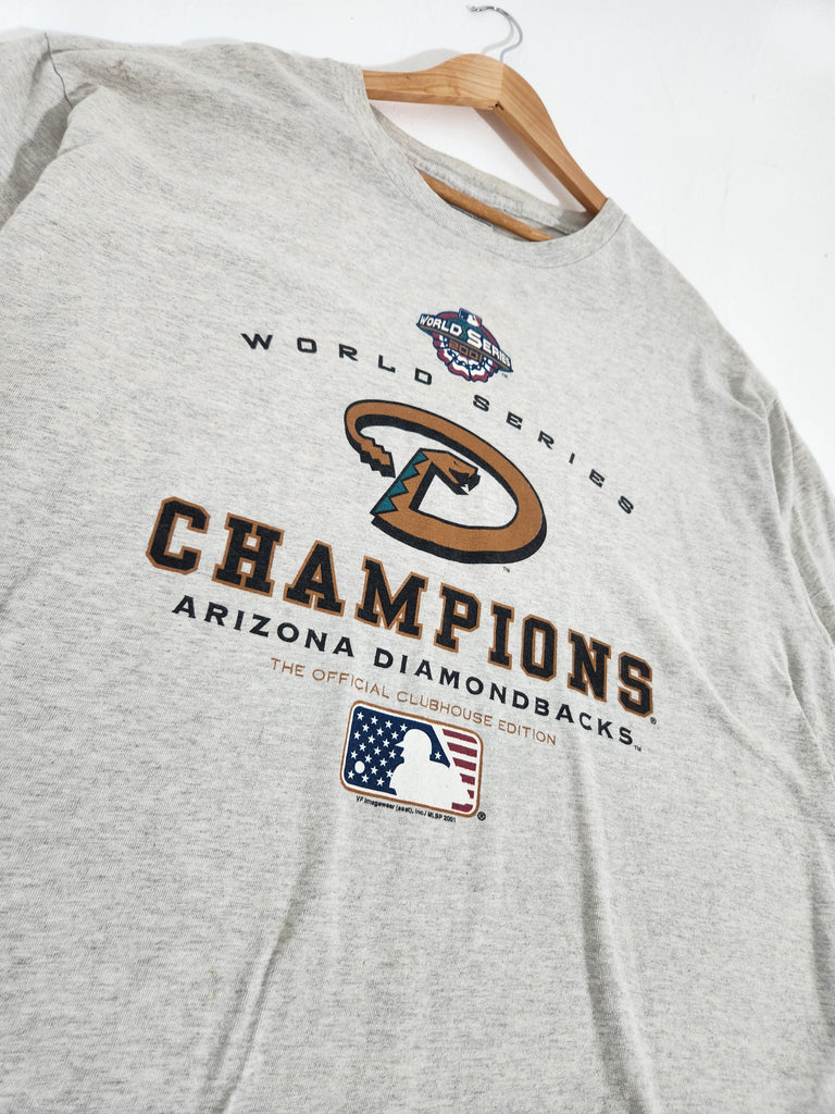 Arizona Diamondbacks 2001 World Series Champions Tee •Large – Vintage  Studios