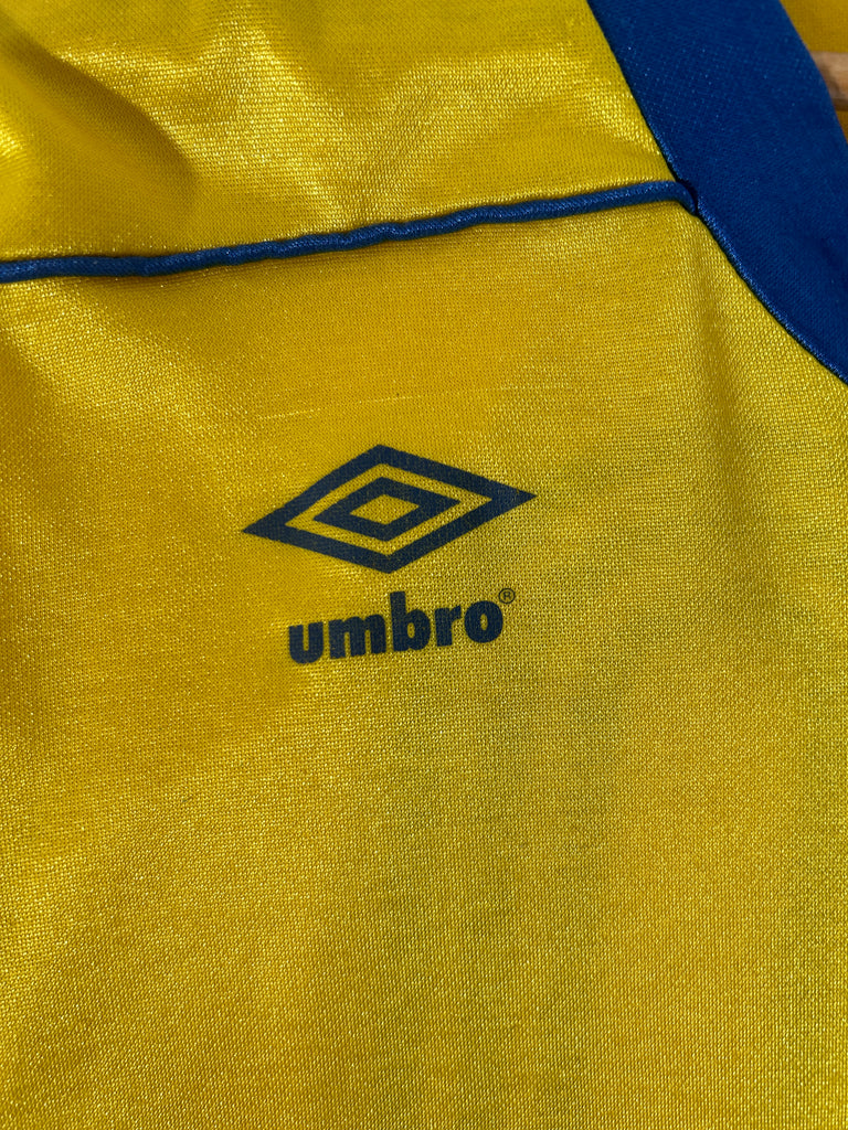 Vintage Umbro Soccer Jersey #10 Sz. L