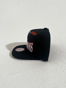 Mitchell & Ness 1997 Chicago Bulls Champions Black Snapback Hat