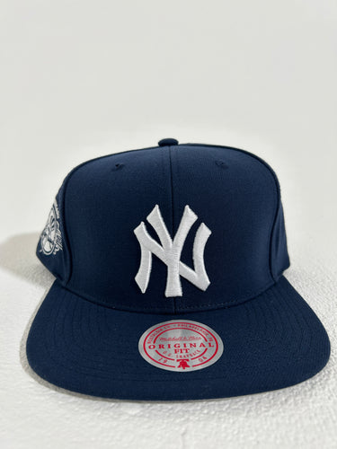 New York Yankees MLB Back to Basics Snapback