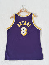 Vintage 1990’s Champion Kobe Bryant Los Angeles Lakers #8 Away Jersey Sz. L (44)