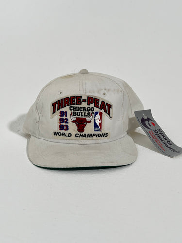 Vintage 1990's Starter Chicago Bulls Stonewash Nylon Snapback Hat