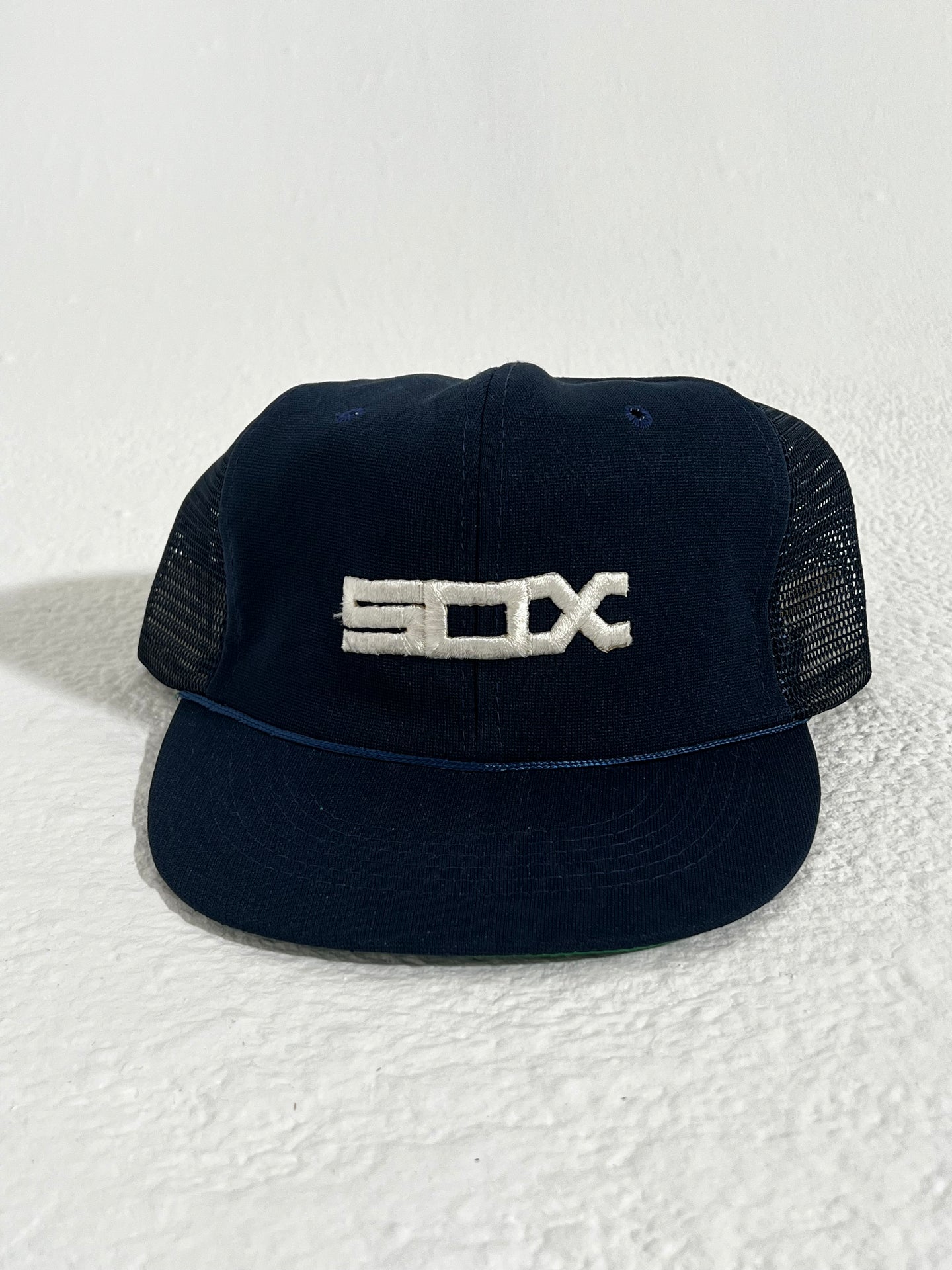 Vintage New Era Chicago White Sox Mesh Trucker Snapback