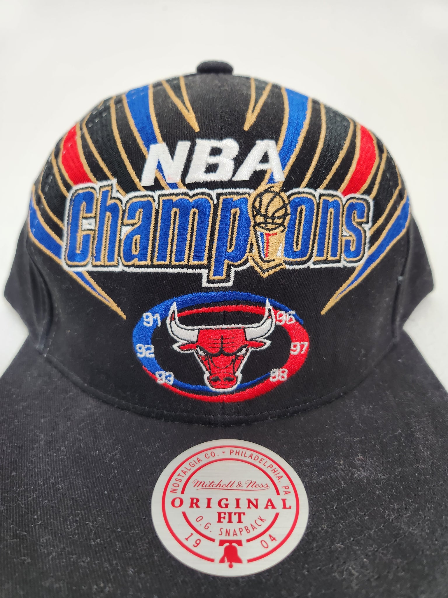 Chicago Bulls Mitchell & Ness 1997 NBA Finals Champions Trucker Snapback  Adjustable Hat - White