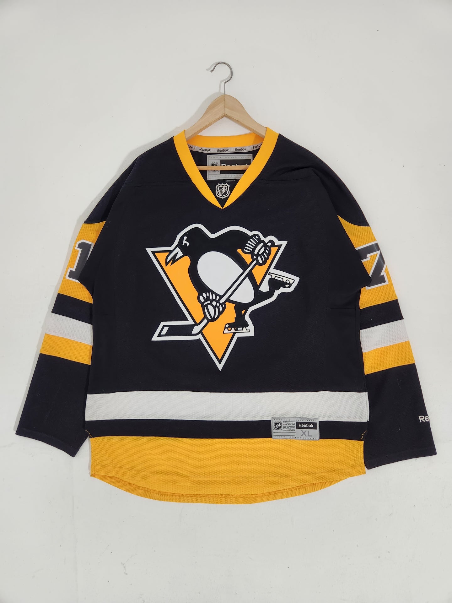 Vintage 2000's REEBOK NHL Pittsburgh Penguins Malkin Hockey Jersey Sz. XL