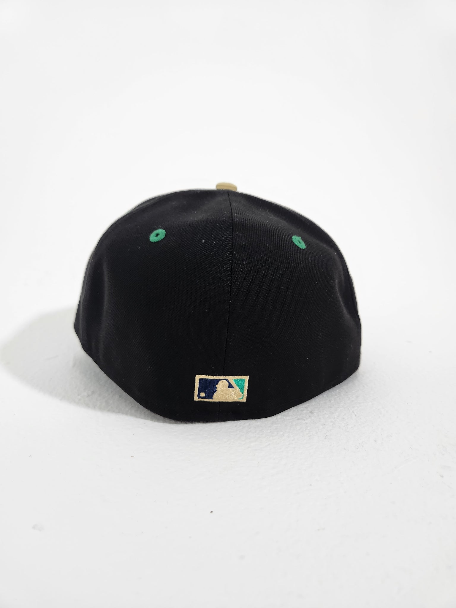 SEATTLE MARINERS 20TH ANNIVERSARY BLACK RED BRIM NEW ERA FITTED HAT –  Sports World 165