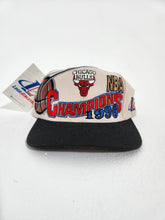 Vintage 1990s Chicago Bulls 1996 NBA Champions Logo Athletics Snapback Hat