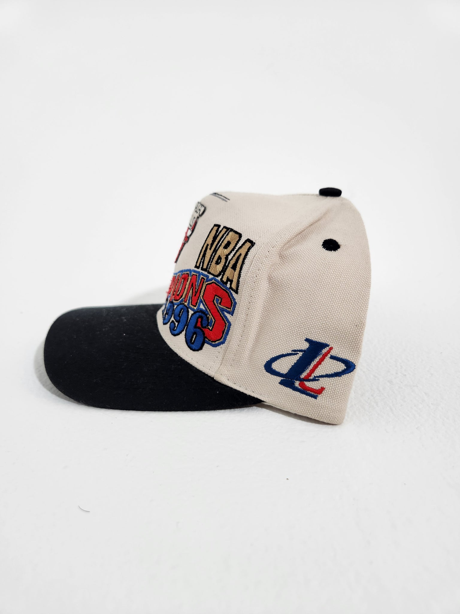 Chicago Bulls Vintage 90s Champion Snapback Hat NBA 