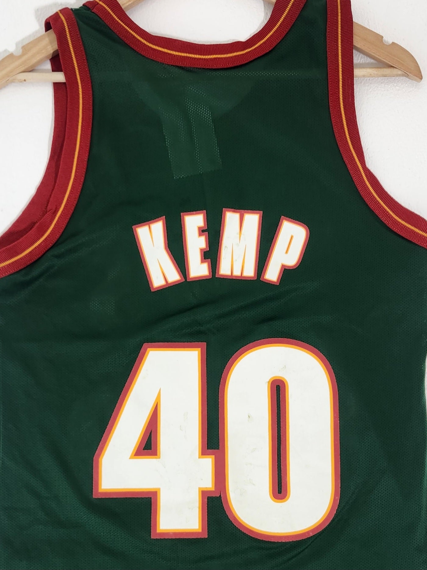 SHAWN KEMP SEATTLE SUPERSONICS VINTAGE 1990'S CHAMPION JERSEY ADULT 44 -  Bucks County Baseball Co.