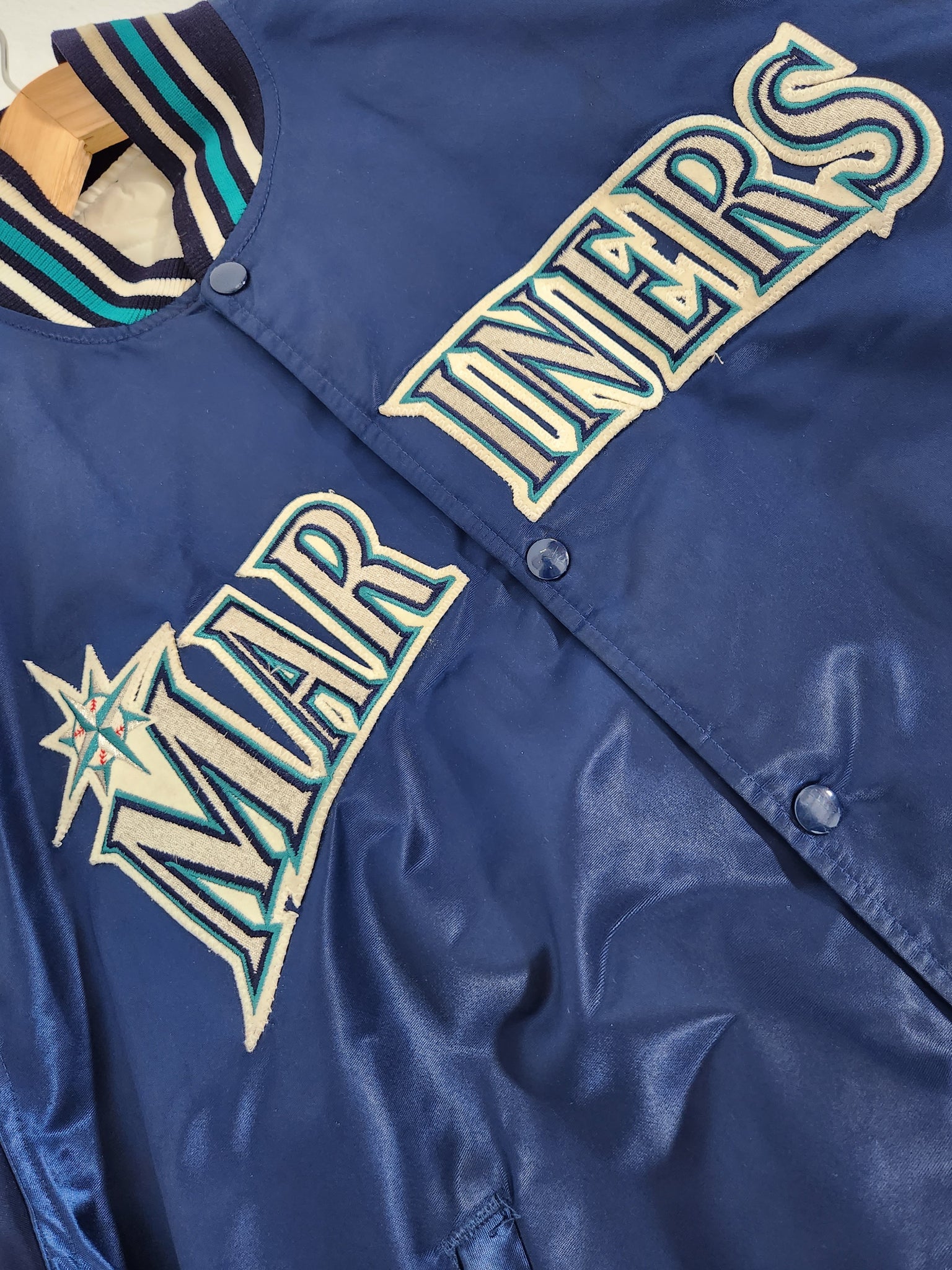 Vintage RARE Seattle Mariners satin jacket by Starter - M -  VintageSportsGear