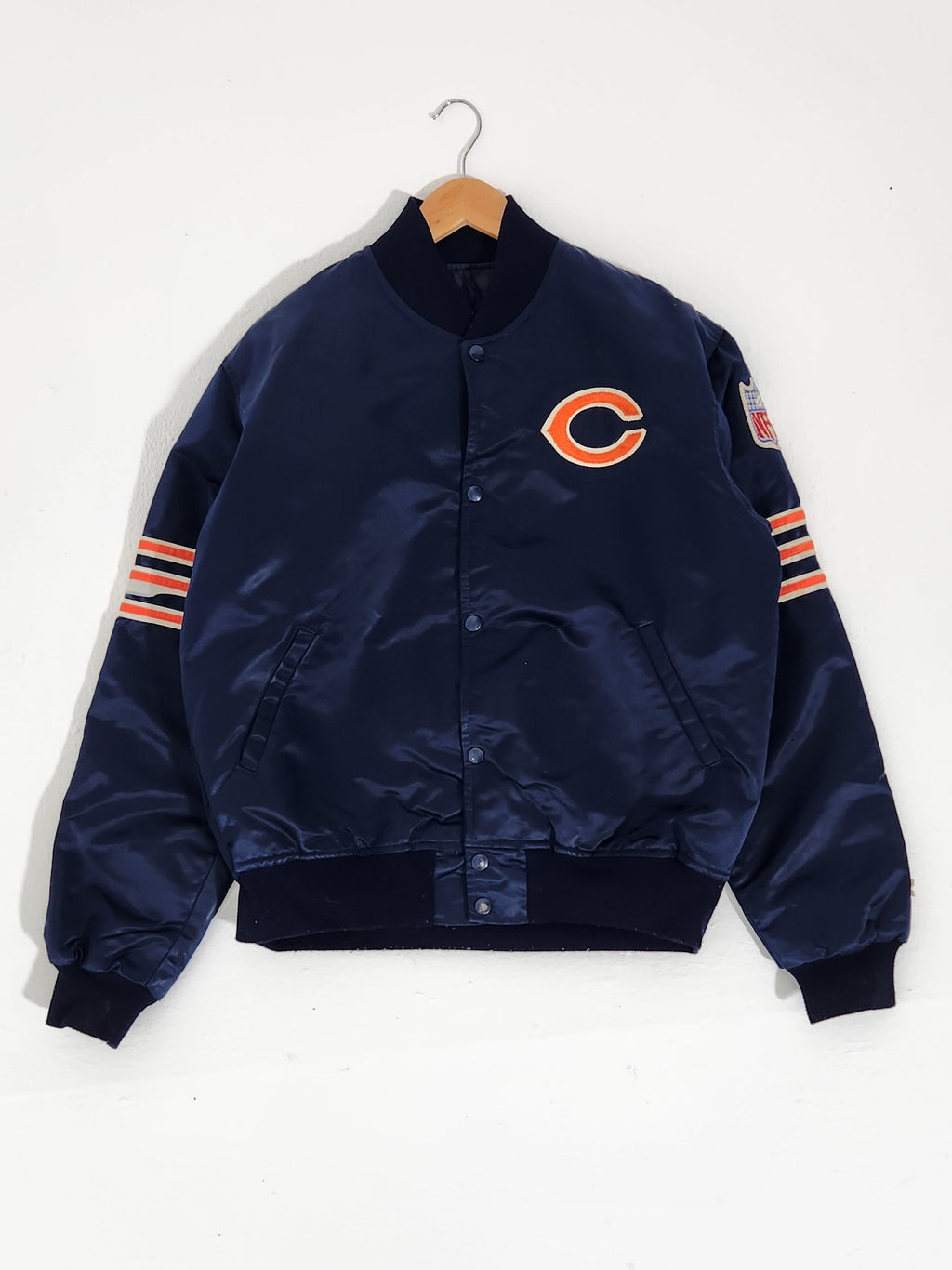 Vintage 1990s STARTER Chicago Bears Satin Bomber Jacket Sz. L