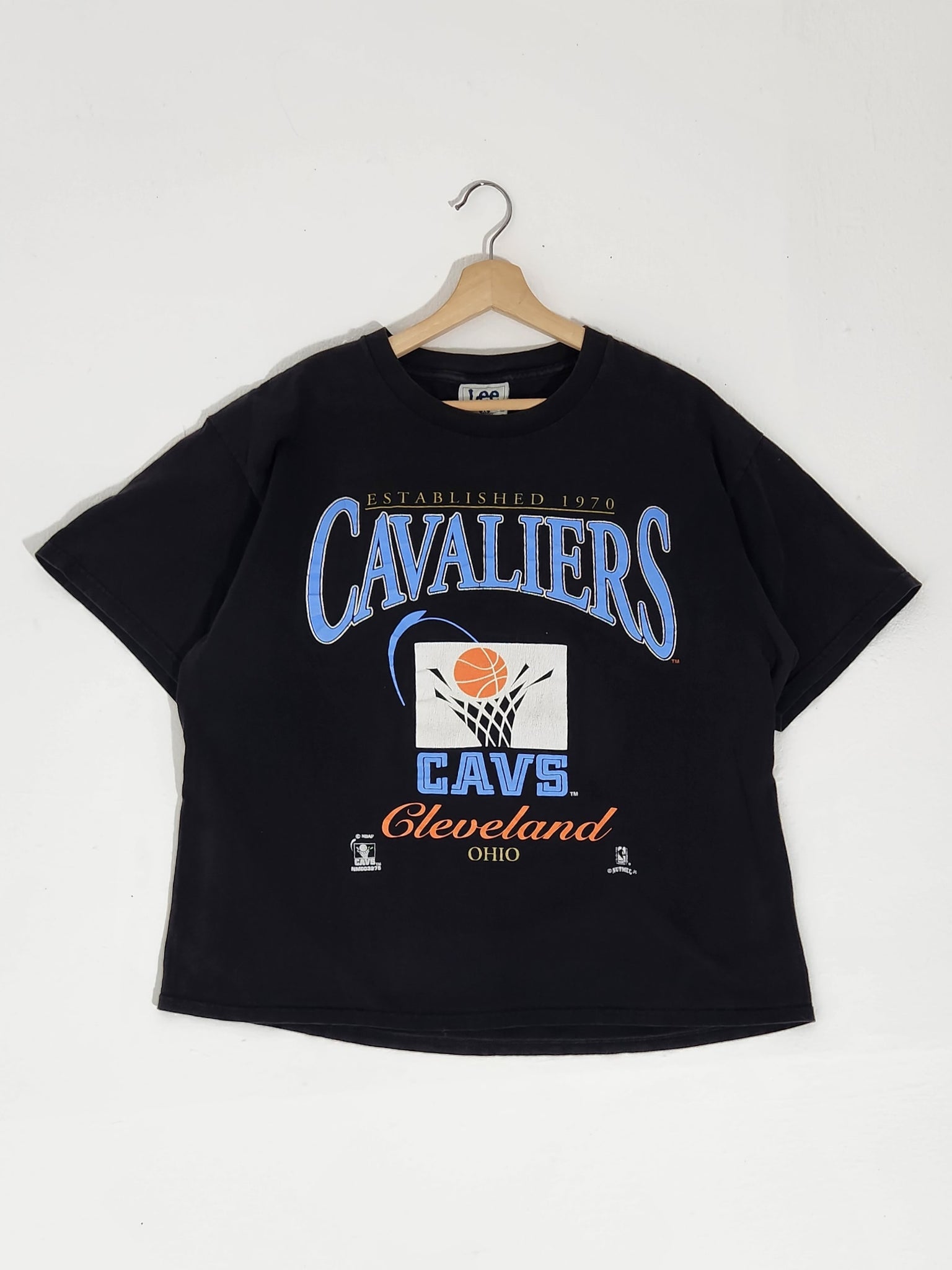 Vintage 1990s Cleveland Cavaliers Basketball T-Shirt Sz. XL