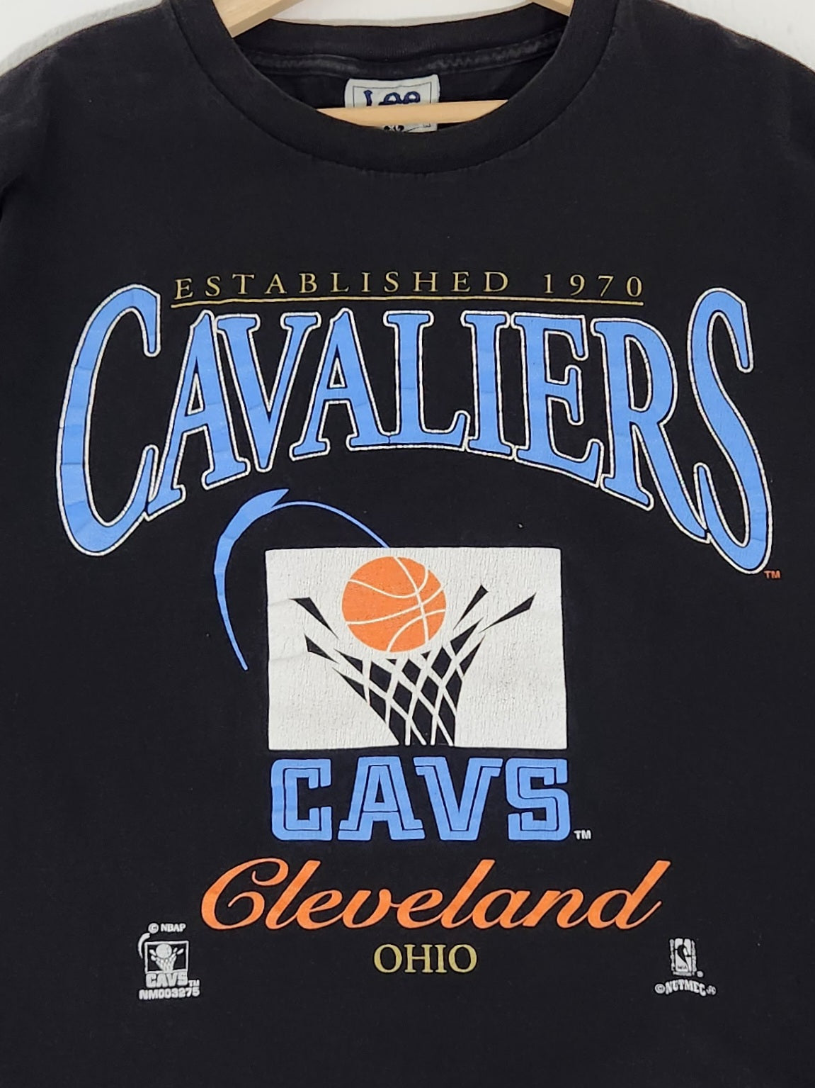 Vintage 1990s Cleveland Cavaliers Basketball T-Shirt Sz. XL