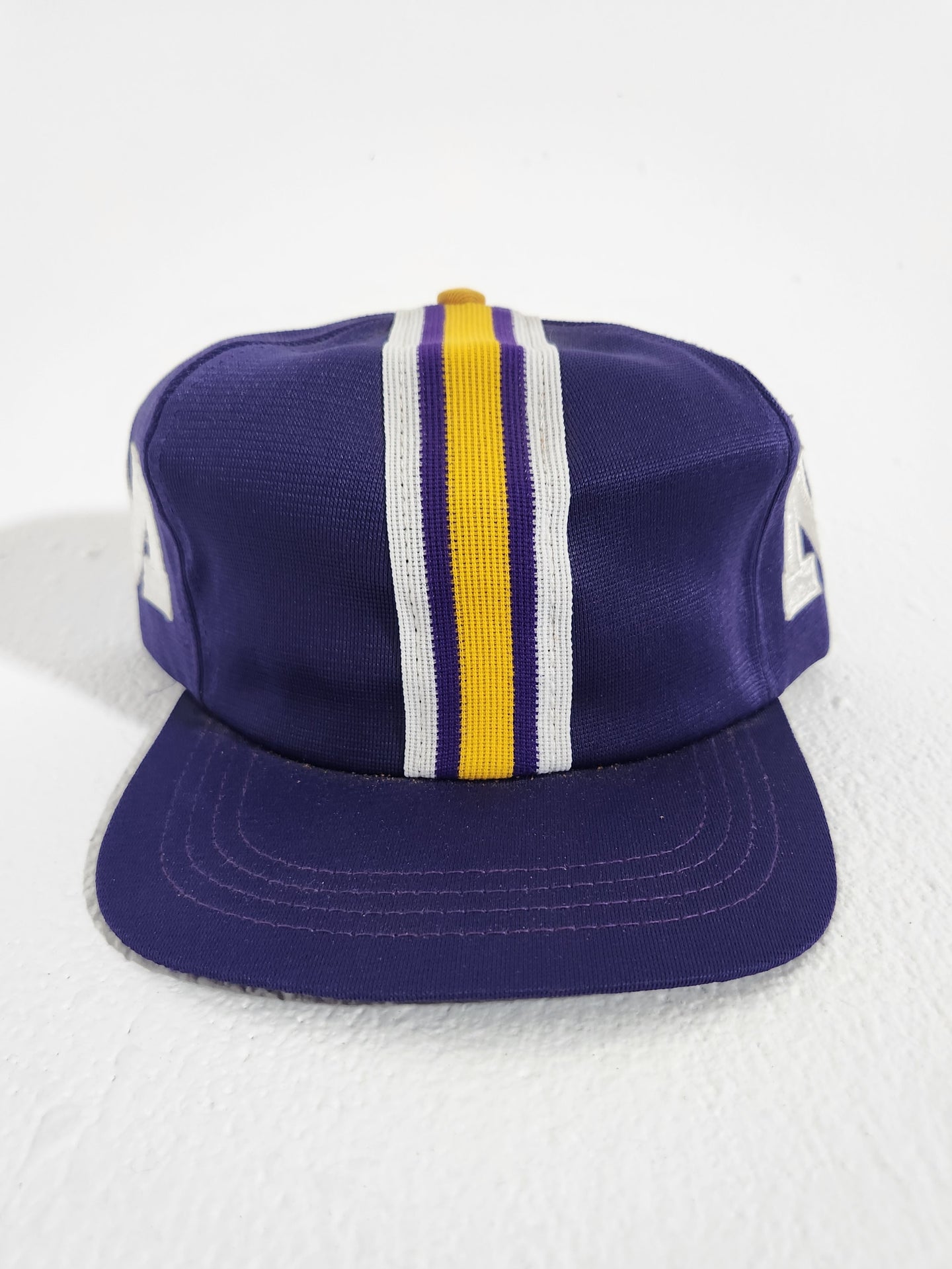 Vintage 1980s Minnesota Vikings Helmet DS SnapBack Hat