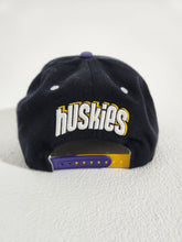 UW Huskies Black Zephyr Snapback Hat