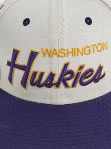 Vintage UW Huskies Nike Script Snapback Hat