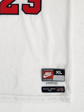 Vintage 2000s Chicago Bulls Michael Jordan #23 Stitched Basketball Jersey Sz. XL