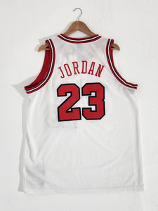 Vintage 2000s Chicago Bulls Michael Jordan #23 Stitched Basketball Jersey Sz. XL