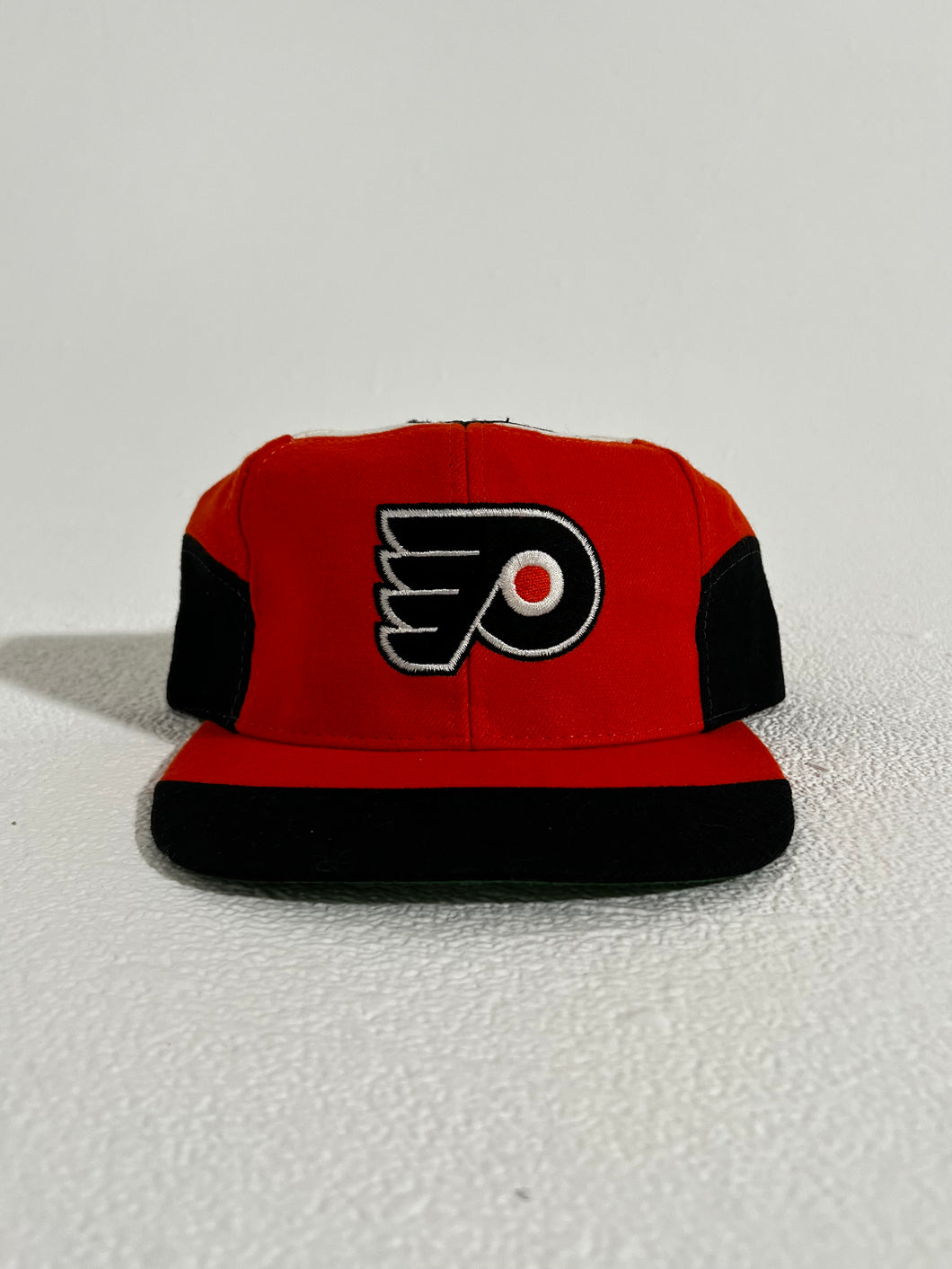 Vintage Philadelphia Flyers NHL Snapback Hat