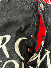 Vintage Y2K Crown Holder Chain Stitch Embroidery 38x30