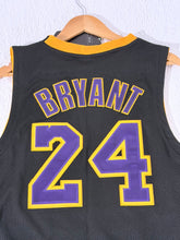 Kobe Bryant Los Angeles Lakers Black Jersey Sz. 2XL 50 (NWT)