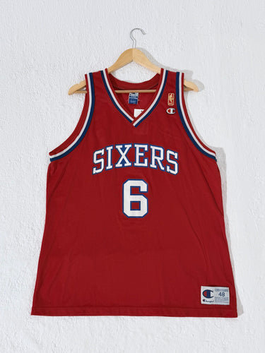 Vintage Champion Gold Logo Julius 