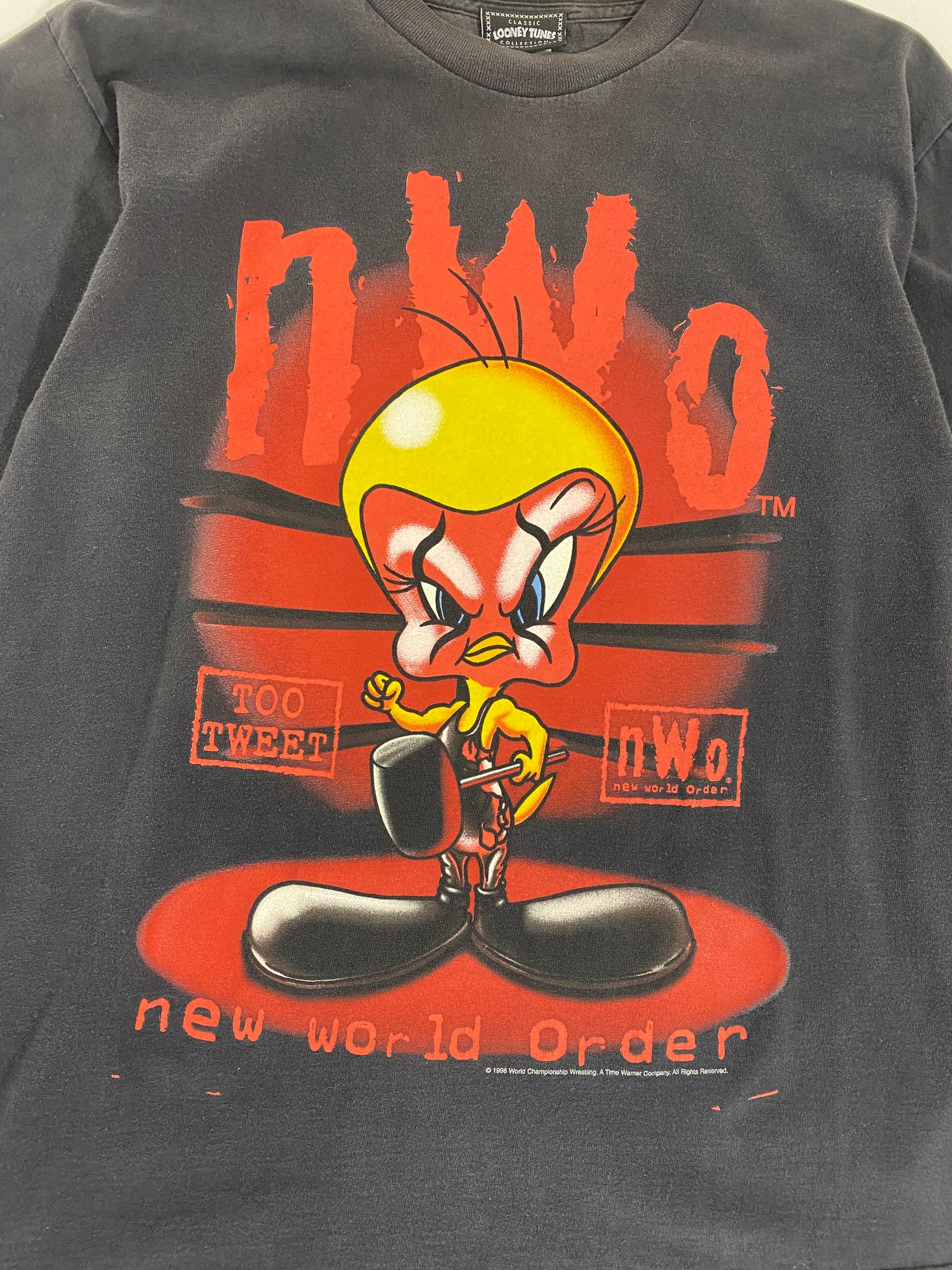 Vintage N.W.O. Tunes L Looney T-Shirt x. Bird\