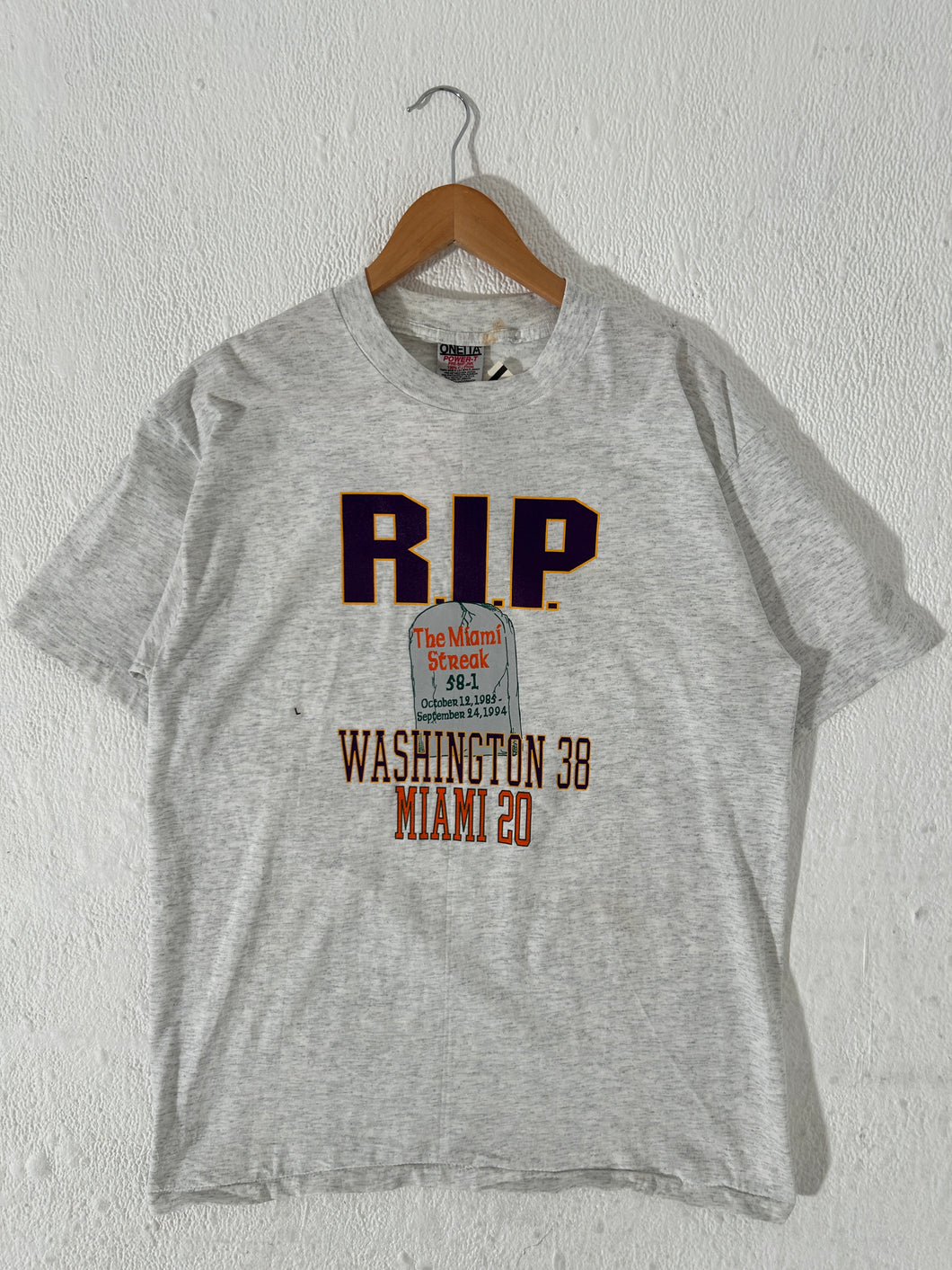 Vintage 1994 UW Huskies RIP The Miami Streak T-Shirt Sz. L