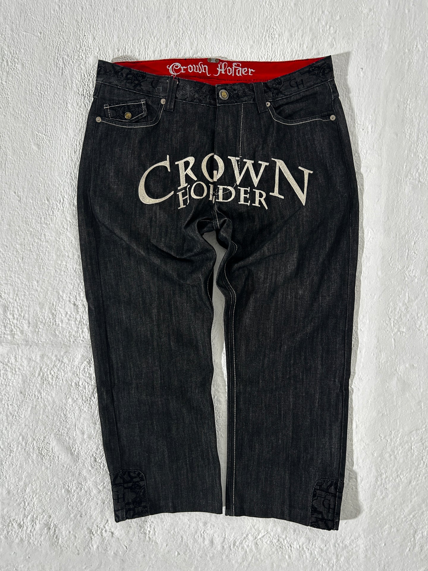 Vintage Y2K Crown Holder Chain Stitch Embroidery 38x30