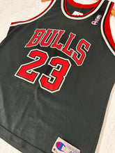 Vintage Michael Jordan Chicago Bulls NBA Champion Jersey Sz. XL