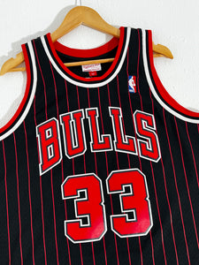 Mitchell & Ness Chicago Bulls Scottie Pippen Pin Stripe Basketball Jersey Sz. L