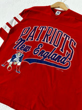 Vintage New England Patriots Logo 7 T-Shirt Sz. L