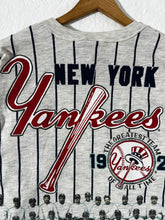 Vintage 1990 New York Yankees Long Gone Series AOP T-Shirt Sz. L