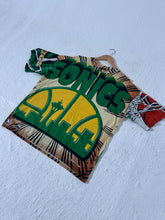 Vintage 1990s Seattle Supersonics Magic Johnson T's AOP Size L