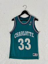 Vintage Charlotte Hornets Alonzo Mourning Champion Jersey Sz. 40