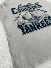 Vintage 2000 New York Yankees Subway Series Champions T-Shirt Sz. L