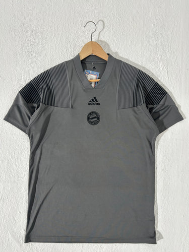 Adidas Grey Bayern Munich Soccer Kit Sz. L