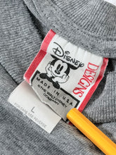 Vintage Walt Disney World T-Shirt Sz. L