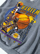 Retro Mitchell & Ness Kareem Abdul Jabbar Lakers Crewneck Size L