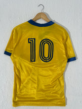 Vintage Umbro Soccer Jersey #10 Sz. L