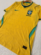 Nike Brasil Jersey Size M