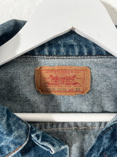 Vintage Levi's Blue Wash Denim Size 52/XL Dept1
