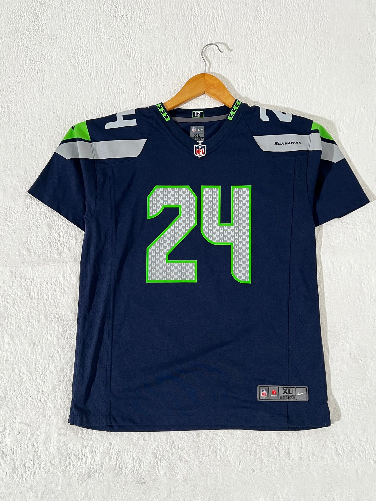 Seattle Seahawks Marshawn Lynch Home Jersey Sz. XL (Y)