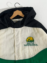 Vintage 1990's APEX Seattle SuperSonics Tri-Color Jacket Sz. XL