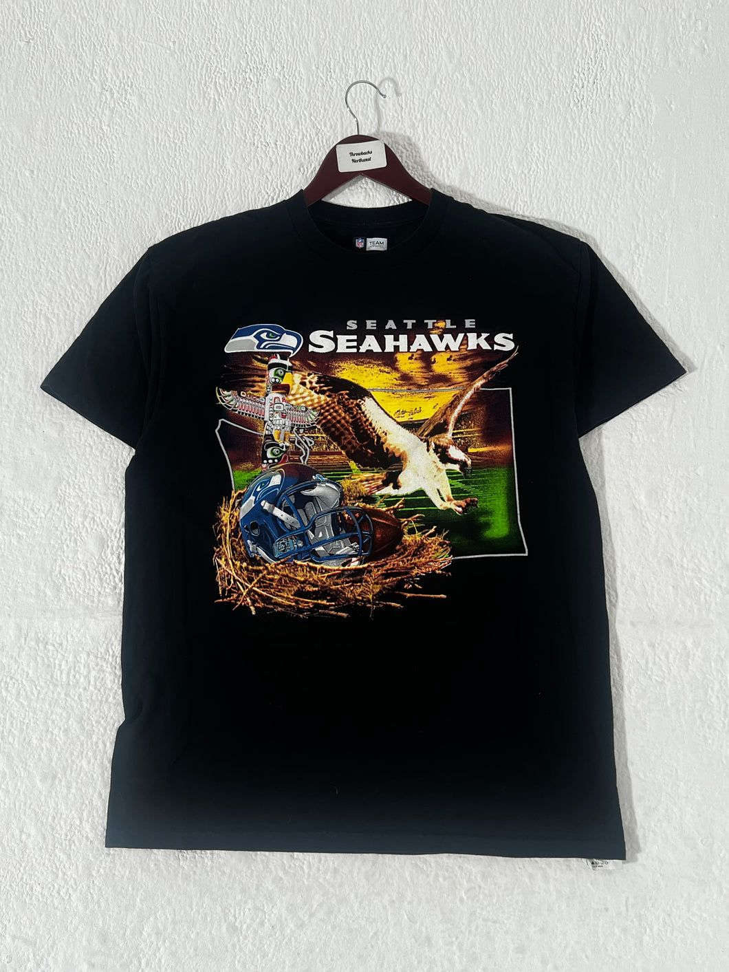 Seattle Seahawks Hawk Nest T-Shirt Sz. L