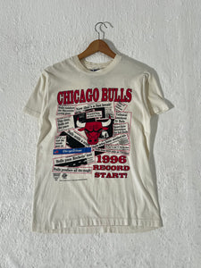 Vintage 1990 Chicago Bulls Record Start T-Shirt Sz. M