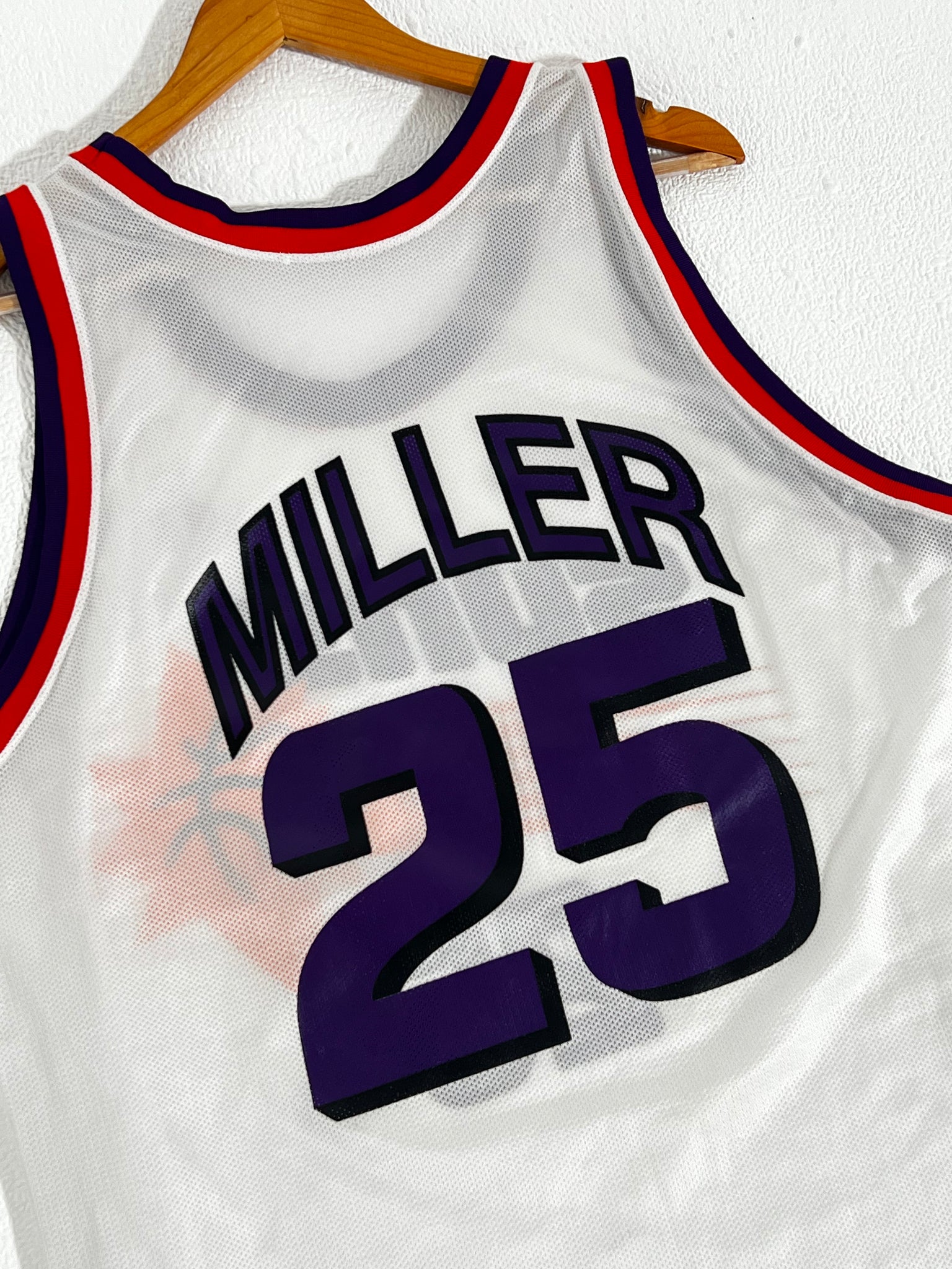 Vintage Phoenix Suns #25 Oliver Miller Jersey Sz. L (44) Vintage Phoenix Suns #25 Oliver Miller Jersey Sz. L (44)