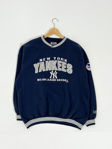 Vintage New York Yankees Navy Crewneck Sz. L
