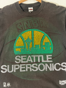 Vintage 1990's Seattle SuperSonics Halftone T-Shirt Sz. XL